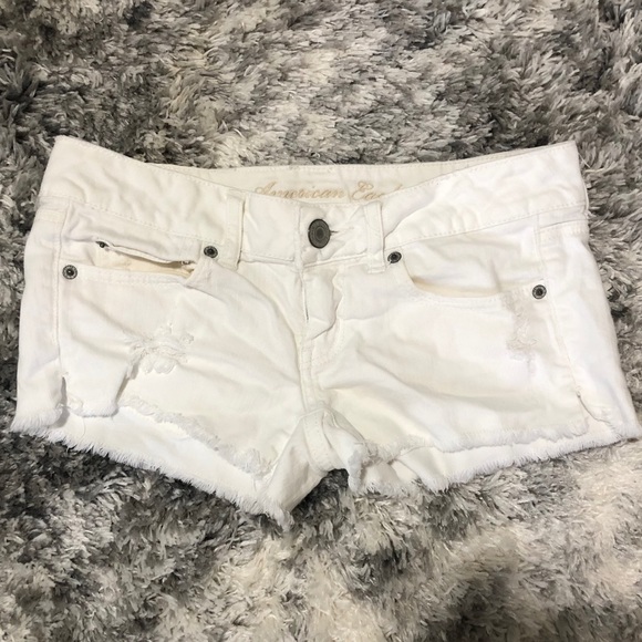 AE Distressed Jean Shorts - Picture 2 of 2